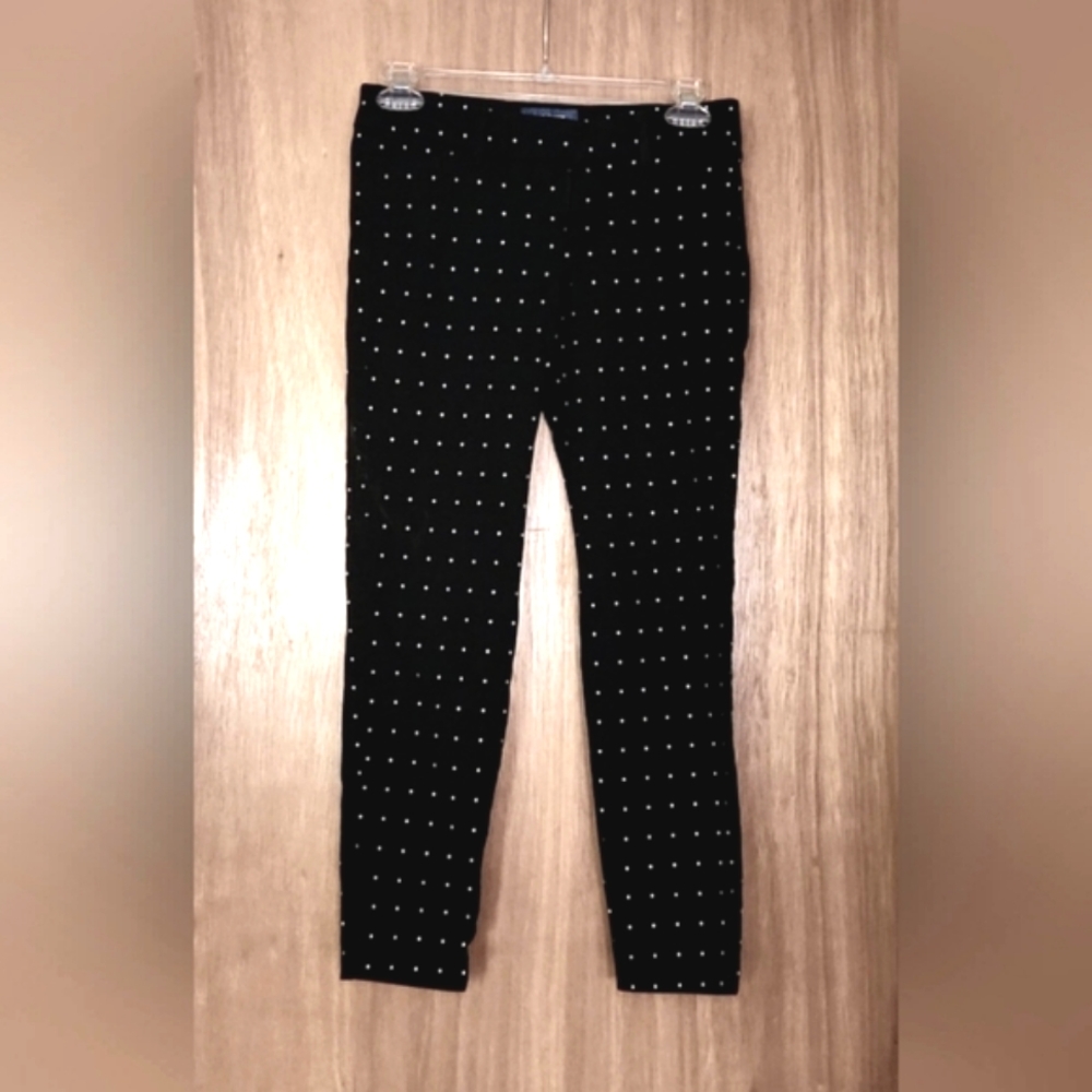 Old Navy Pixie Pants black and white polka dots